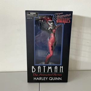 Diamond Gallery Batman: TAS Femme Fatales Harley Quinn PVC Statue - Picture 1 of 6