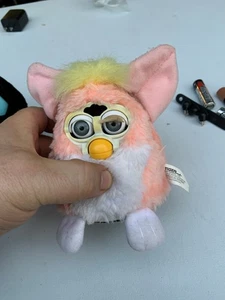 1999 Tiger - Furby- Pink white & Yellow- Grey Eyes- Tested and Working - Damage - Picture 1 of 13
