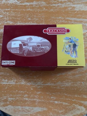 Lledo Trackside 1/76 BR1002 British Railways AEC Mammoth & Scammell Tractor Set - Image 1 of 2