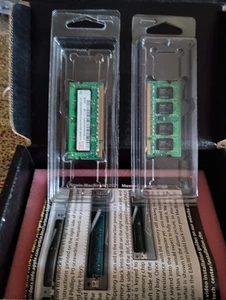 TWO (2) Hynix 512 mb HYMP564S64BP6-Y5 AB *Brand New - Never Opened* - Picture 1 of 5