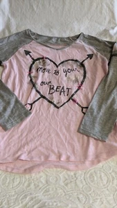 Justice girls sz. 14 pink heart design long sleeved top. Adorable, fun - Picture 1 of 8