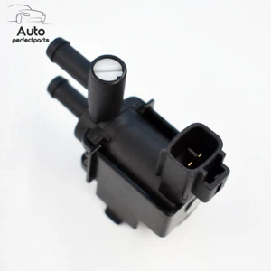 Vacuum Solenoid Switch Valve 192000-3042 For 1991-1997 Toyota Corolla T100 Paseo - Picture 1 of 9