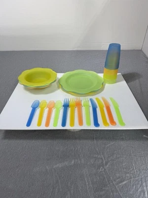 Vintage 1990s Outdoor Picnic Camping 24 Piece Tableware Set Reusable,Recyclable, - Image 1 of 4
