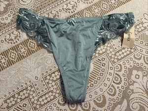 SOMA ~ ETHER BLUE ~ SENSUOUS LACE THONG PANTIES ~ SIZE Large - NEW RARE - Picture 1 of 9