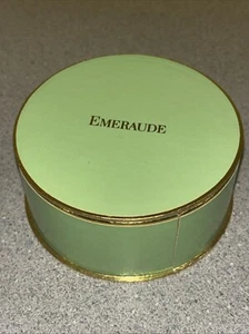Vintage Emeraude Coty 2.4 Oz Box Powder Sealed Green. NOS - Picture 1 of 5