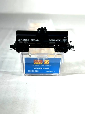 MICRO-TRAINS LINE Z SCALE 39' SINGLE DOME TANK CAR MIRANDA SUGAR 53000520 - Image 1 of 3