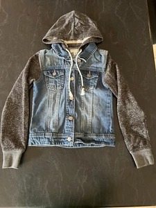 Kids Pumpkin Patch Hooded Denim Jacket Size 10 EUC - Picture 1 of 2