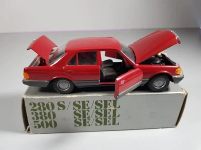 Mercedes W126 SEL NZG 1/35 Con Scatola - Immagine 1 di 4
