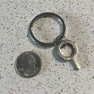 Männliches Geschlecht Sex Symbol Charm oder Schlüsselanhänger Schlüsselring #46615 - Bild 1 von 2