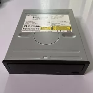 Compaq GCE-8480B IDE Internal CDROM Drive - Picture 1 of 10