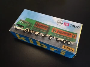 Kibri 10170 Bausatz MB LKW Kofferhängerzug Jägermeister DOLL H0 1:87 - Bild 1 von 2