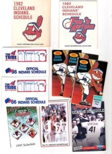 CLEVELAND INDIANS ~ Lotto calendario tascabile 1982-2012 - Foto 1 di 1