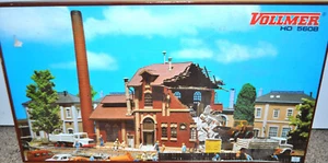 Vintage Original Vollmer HO 5608 Brewery Demolition Kit w/Loader - New in Box - Picture 1 of 6