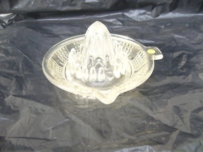 ANCIEN PRESSE AGRUMES n° 3 - Photo 1/2