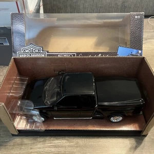 Ertl Collectibles Scala 1/18 pressofuso Harley Davidson F-150 Ford Pickup in Scatola - Foto 1 di 6