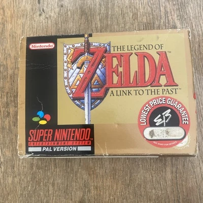The Legend of Zelda - A Link To The Past SNES Super Nintendo boxed - Image 1 of 4