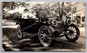 Antike RPPC 1914 Familie in KRIT Automobil Motor Car Echt Foto Postkarte  - Bild 1 von 14