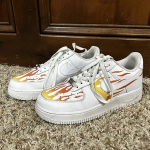 Nike Air Force 1 Damengröße 7,5 Custom Flame gebraucht 315115-112 - Bild 1 von 10