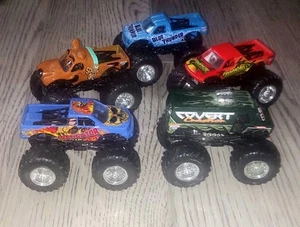 Hot Wheels Monster Jam Lot 1:64 Die Cast Covert Crasher Scooby-Doo Doo Instigat - Picture 1 of 9