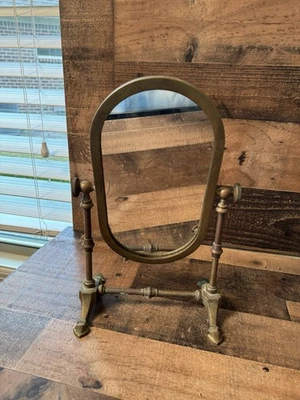 Espejo de tocador de afeitar de mesa inclinable de latón vintage Foto 1 de 4