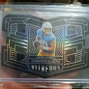 2022 Panini Obsidian Justin Herbert Vitreous #VTS-JHE /99 - Bild 1 von 8