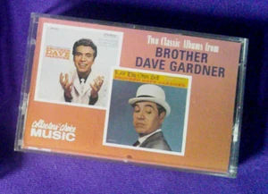 Brother Dave Gardner Double Cassette Tape Kick Thy Own Self, Rejoice Dear Heart - Foto 1 di 2