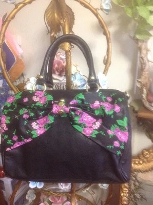BETSEY JOHNSON бант черный и фиолетовый Роза сумка с короткими ручками Дамская сумка сумочка - Изображение 1 из 4