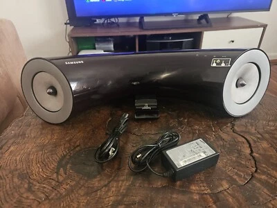 Система Samsung DA-E650 с двойной док-станцией iPod и Micro USB протестирована и работает - Изображение 1 из 4