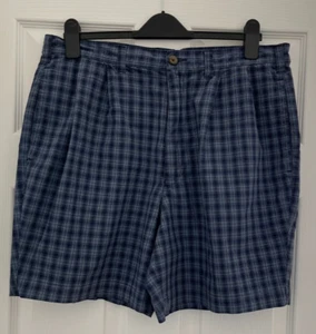 Vintage St Michael M&S Men's Shorts Navy Check 36" Waist Excellent Condition - Picture 1 of 3