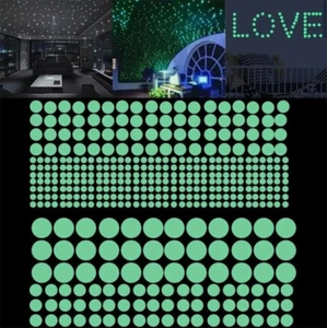 Glow In The Dark Plastic Stars Fun Round Ceiling Wall Art Luminous Space Sticker - Picture 1 of 16