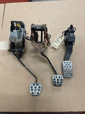 2012 2013 2014 2015 Honda Civic SI 6 Spd Manual Gas Brake Clutch Pedal Assembly - Image 1 of 4