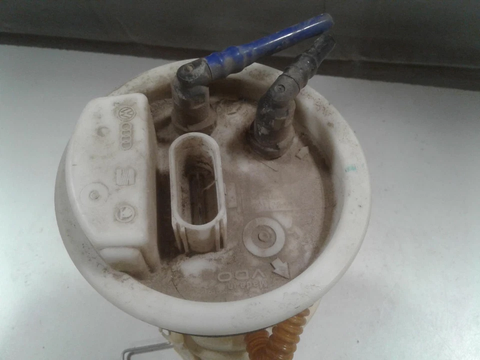 Used Fuel Pump fits: 2003 Volkswagen Jetta Pump Assembly gasoline Grade B Foto 1 de 4