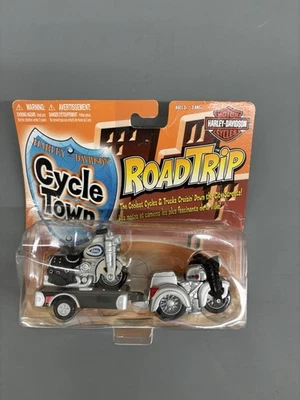 Harley Davidson Cycle Town RoadTrip Series Plastic Diecast Set Maisto 2006 - Image 1 of 4