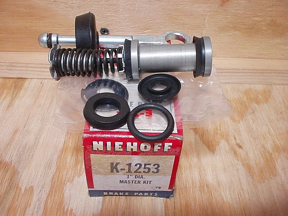 Ford Econoline Van 1973 1974 E100 E250 cilindro maestro kit de reconstrucción K-1253 ¡Nuevo de Lote Antiguo! Foto 1 de 1