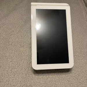 CLOVER C100 13" Touch Screen POS System No Cord - Picture 1 of 5