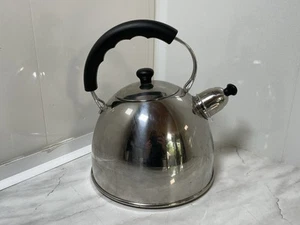 Judge Stainless Steel Whistling Kettle 2L - Chrome - Picture 1 of 10