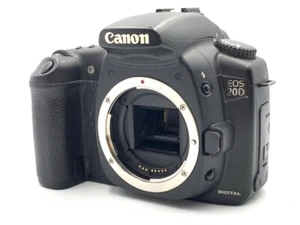 Near MINT Canon EOS 20D 8.2 MP Digital SLR Camera with 18-55mm IS lens - Picture 1 of 2