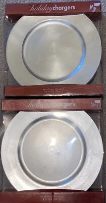 (2) NUEVOS juegos de 4 placas de cargador plateadas 14” Holiday Target Home 8 en total Foto 1 de 3