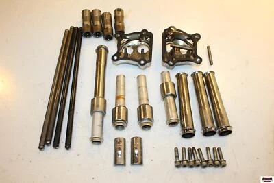 2008 Harley-Davidson FLHRC Clutch Push Rod Lifter Cover Set 17922-99 Foto 1 de 4