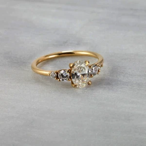 Engagement 18k Yellow Gold Ring 1.20 Ct Oval Cut Diamond IGI Lab Created - Picture 1 of 12