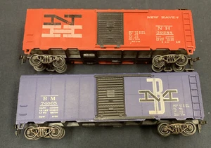 2 Unbranded HO Boxcars NH & B & M Quite Clean Both U - Picture 1 of 6