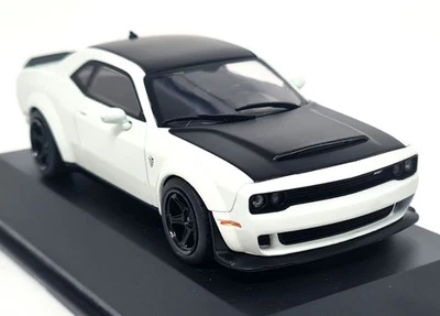 Solido 1/43 Dodge Challenger SRT Demon V8 6.2 2018 White Diecast Scale model car - Image 1 of 4