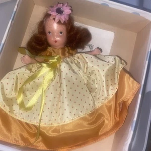 Nancy Ann Storybook Dolls ~ #92 Autumn Frozen Leg Doll - Bild 1 von 6