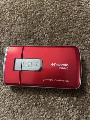 Polaroid Model iD1440 Red 2.7 Inch Touchscreen 14 MP 4x Zoom Digital Camcorder - Image 1 of 4
