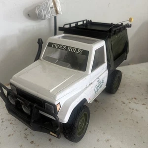2001 Discovery Communications Radio Shack Crocodile Hunter RC Truck No Remote - Picture 1 of 7