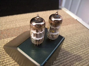 2 piezas) Sylvania 6u8a placa gris corta O getter. EE. UU. con bien probado. - Imagen 1 de 5