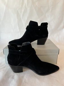 Sole Society Lanica Booties Ankle Boots Womens 7 M Black Suede Heeled Shoes NWB - Picture 1 of 8