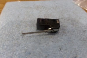 Honeywell Micro Switch Model: BA-2RV-A2 Switch.  New Old Stock.  No Box - Picture 1 of 2