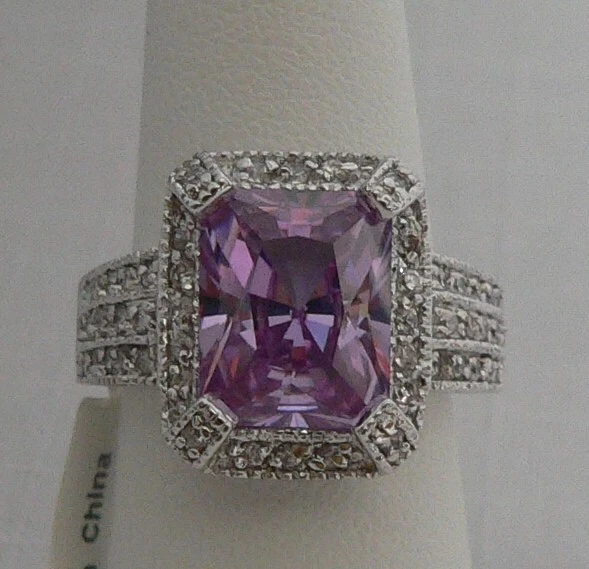 Anillo de Reserva Retirado Park Lane con LAVANDA CIRCONITA CÚBICA Impresionante y Nuevo Talla 6 Nuevo Foto 1 de 4