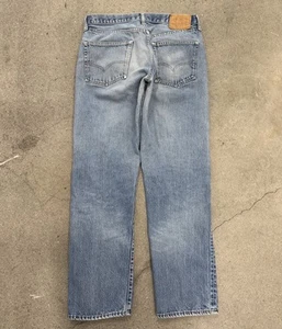 Vintage Levis 501 Button Fly Blue Denim Made in USA Jeans Actual 33x29 90s 80s - Picture 1 of 7